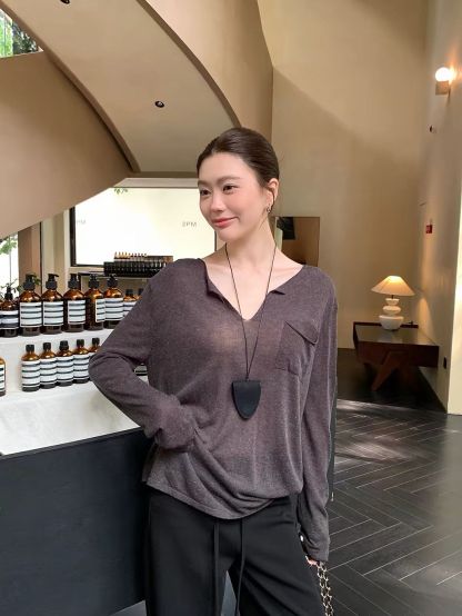 Darana Raw-Edge V-Neck Slouchy Knit Top
