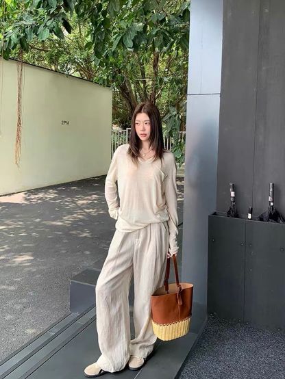 Darana Raw-Edge V-Neck Slouchy Knit Top