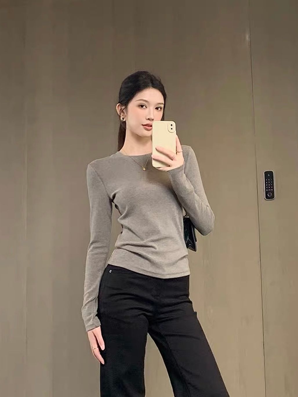 Drifa Round Neck Long Sleeve Top