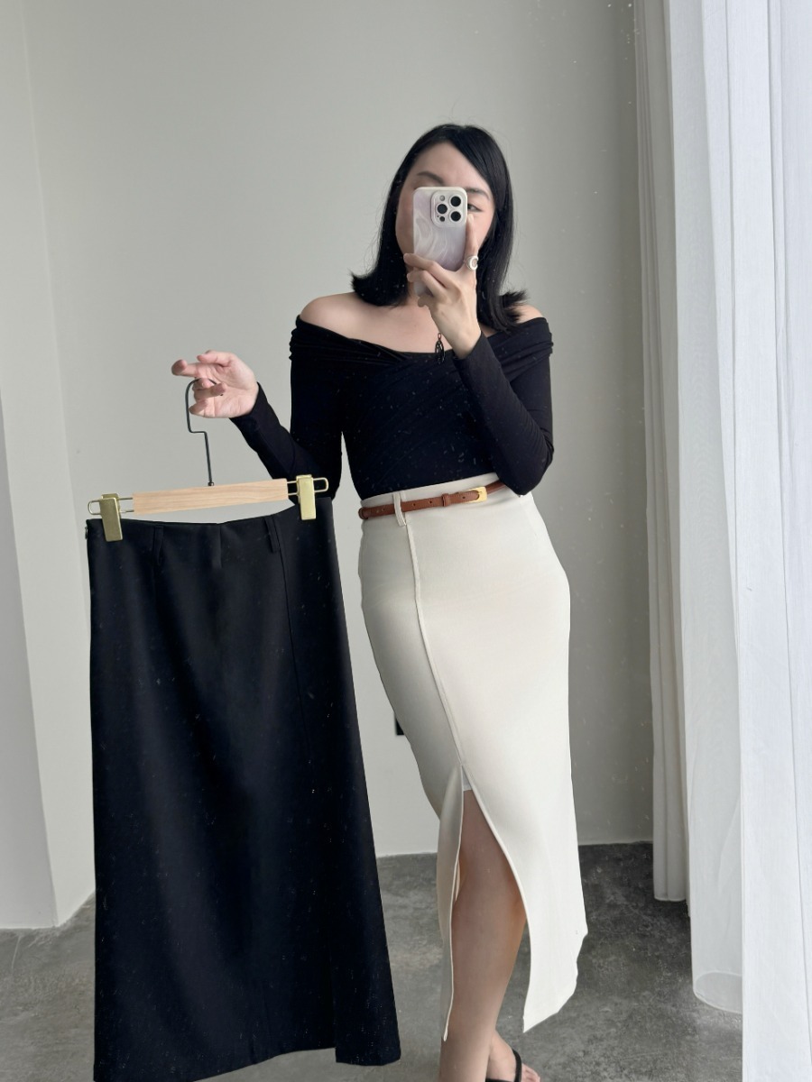 Sabrine A-Line Side Slit Skirt