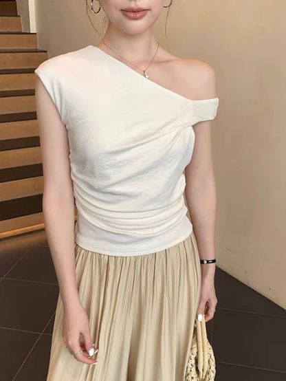 Dilly Asymmetric Foldover One-Shoulder Top 