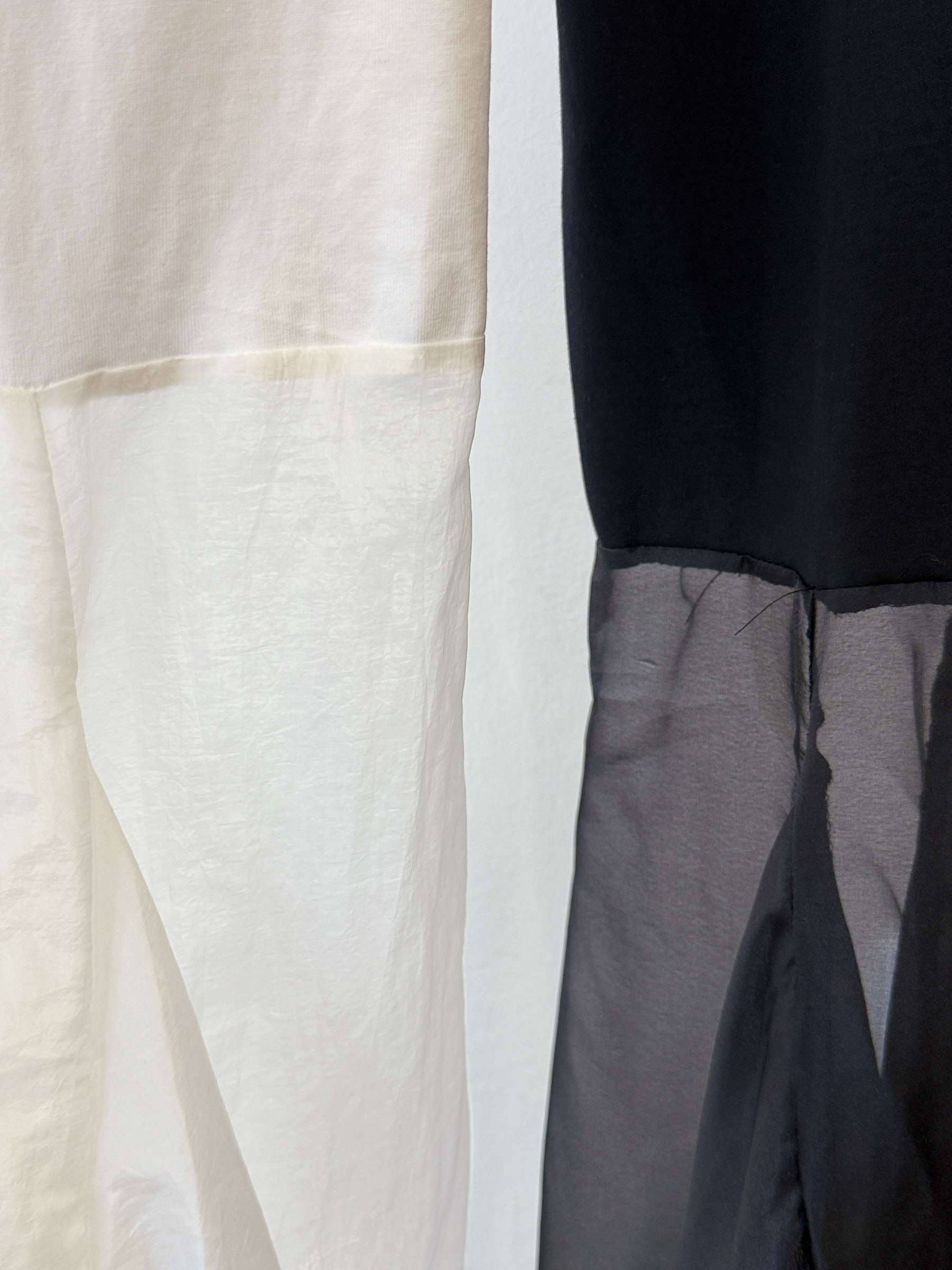 Vivay Flowy Panel Dress