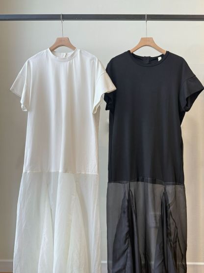 Vivay Flowy Panel Dress