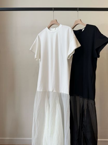 Vivay Flowy Panel Dress