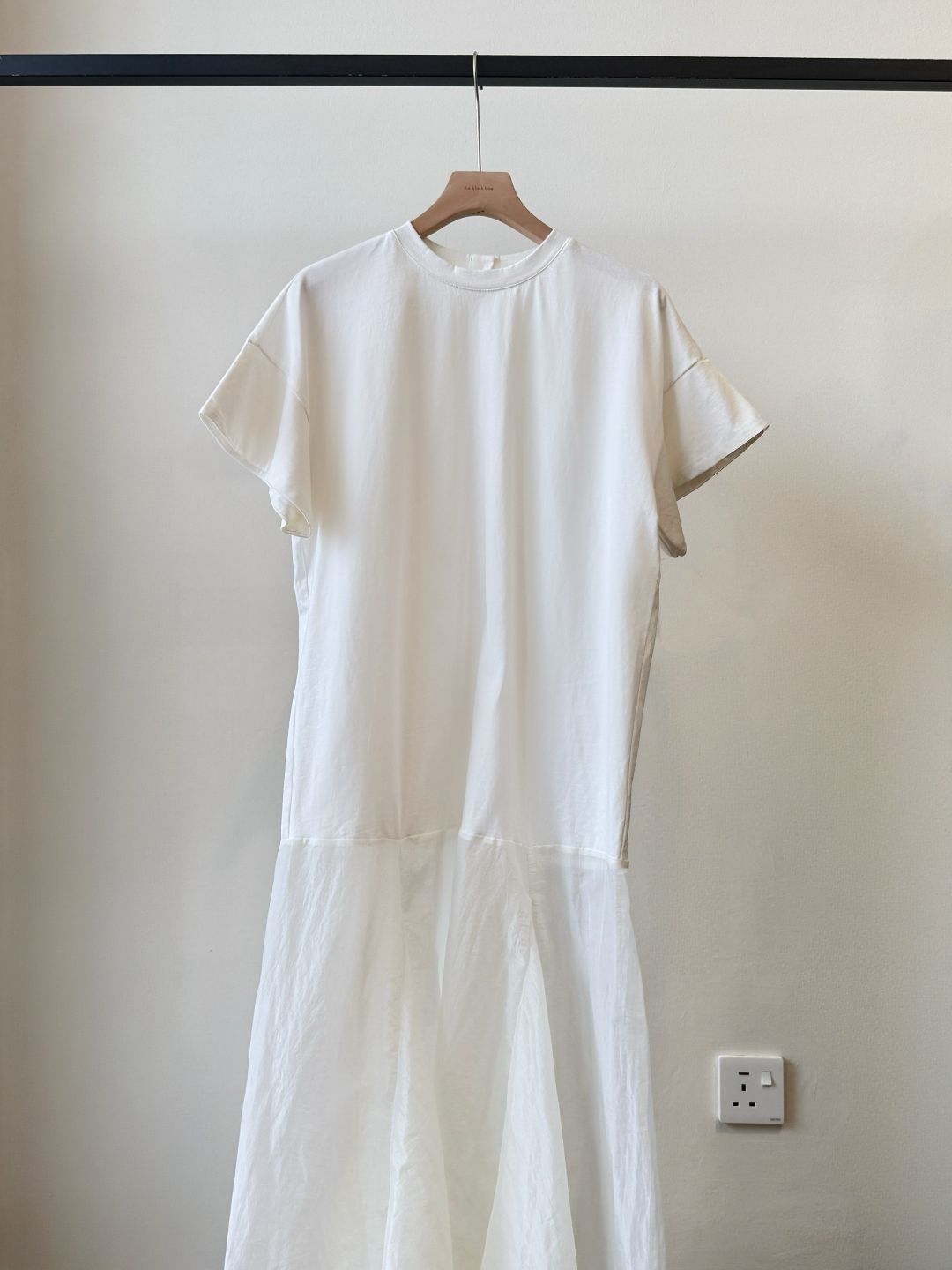 Vivay Flowy Panel Dress