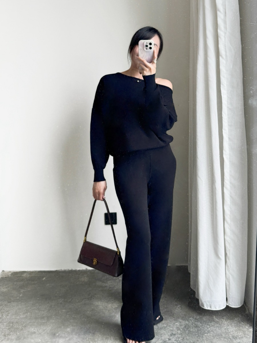 Nyera One/ Off Shoulder Two Way Knit Top & Pants Set