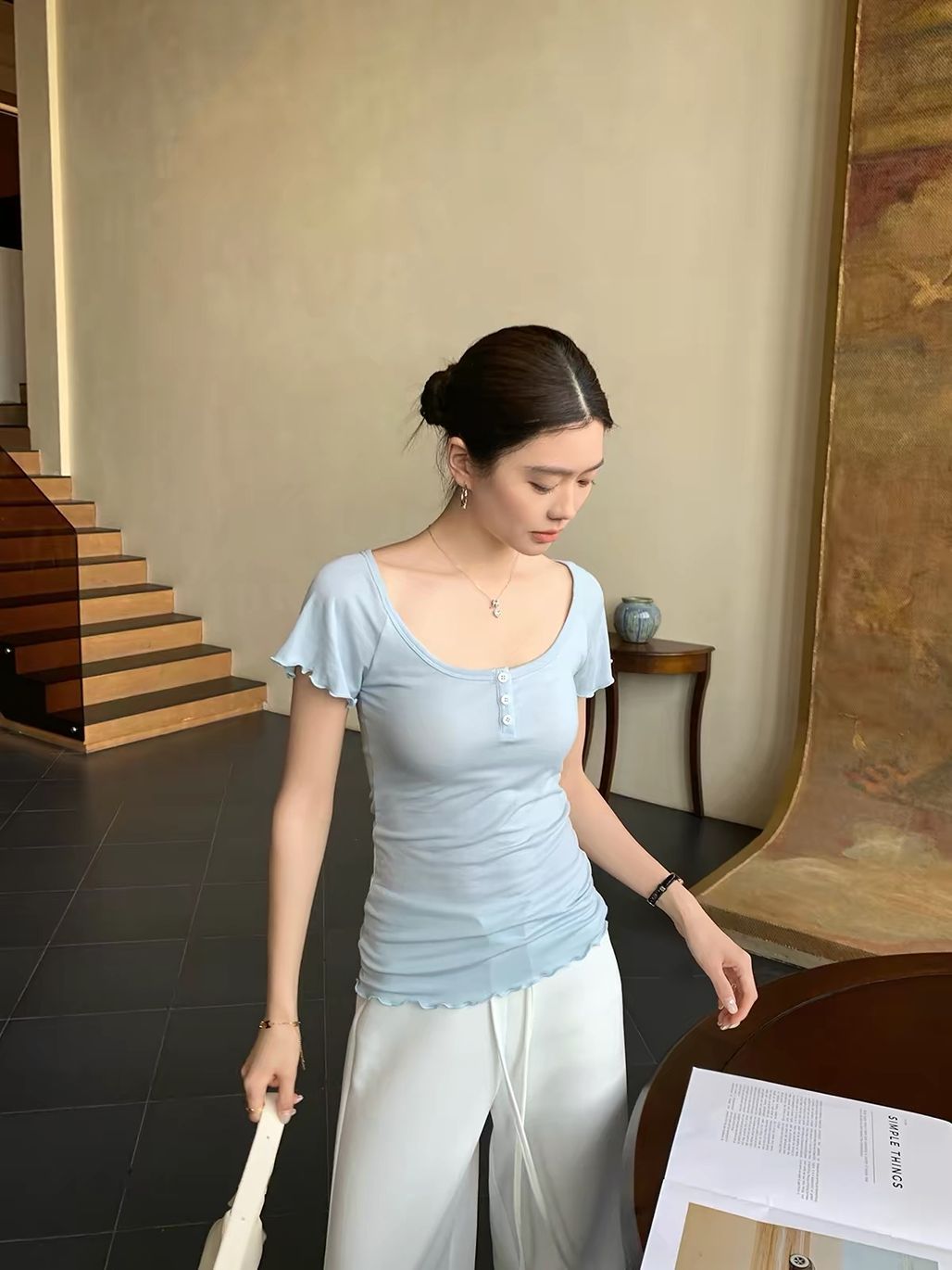 Dabny Flutter-Sleeve Buttoned Top