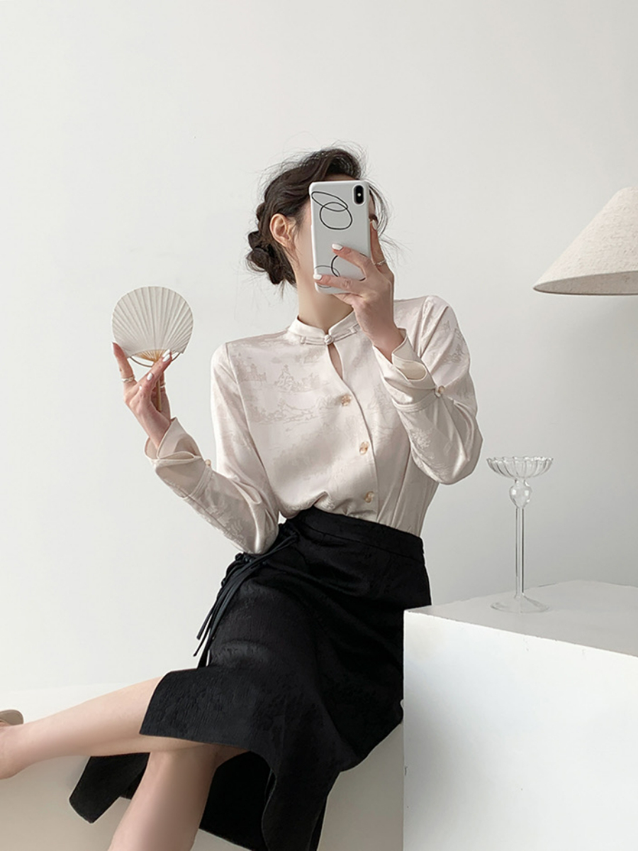 Xin Lee Pankou Side Slit Skirt-The Black Bow-