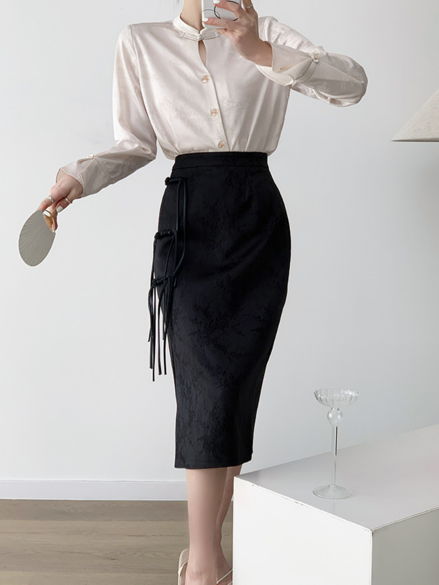 Xin Lee Pankou Side Slit Skirt-The Black Bow-