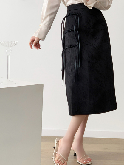 Xin Lee Pankou Side Slit Skirt-The Black Bow-