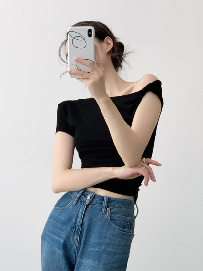 Xaly Asymmetric Sleeve Knit Top-The Black Bow-