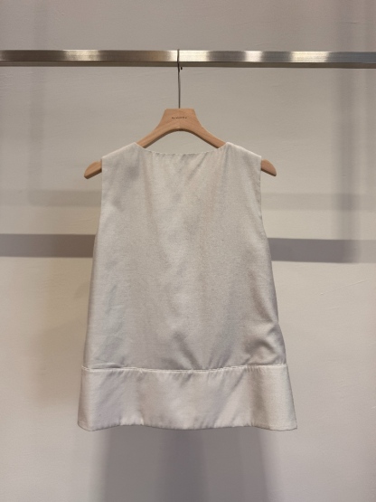 Sleeveless V-Neck Top