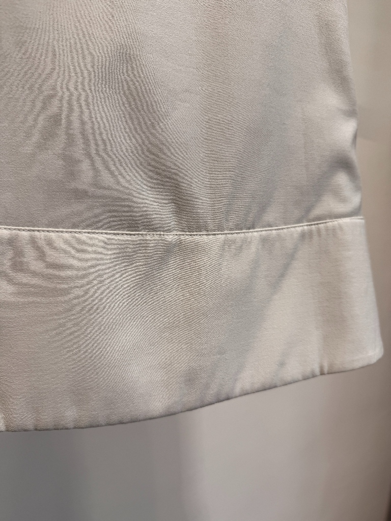 Sleeveless V-Neck Top