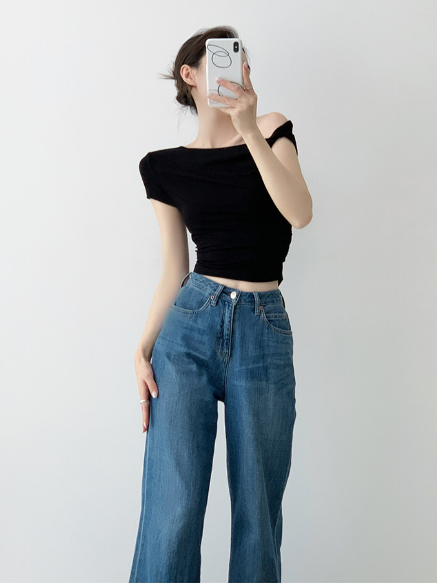 Xaly Asymmetric Sleeve Knit Top-The Black Bow-