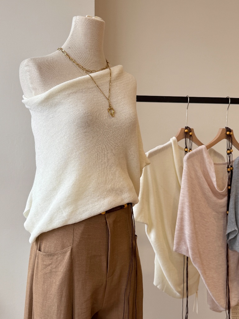 Yen Two-Way Knit Top (Swing Collar/ One Shoulder)
