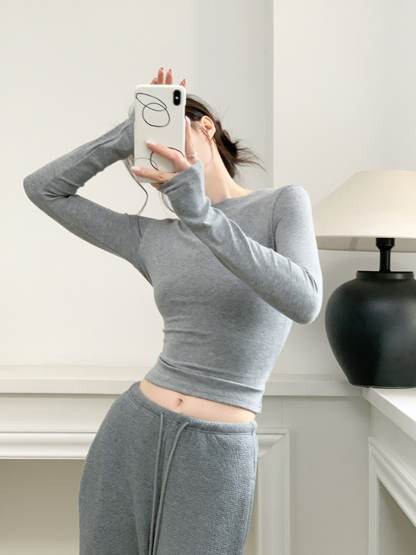 Xoey Long Sleeve Knit Crop Top-The Black Bow-