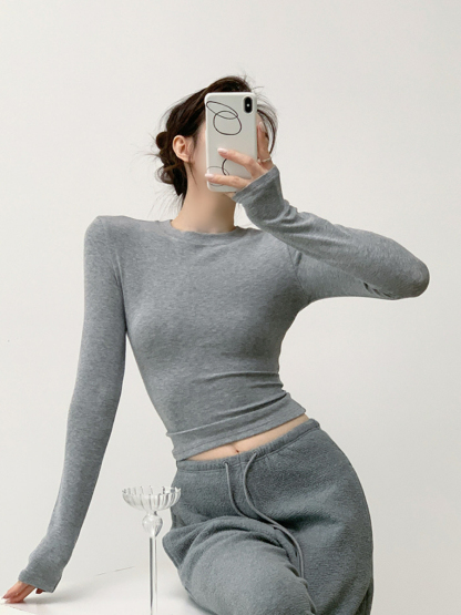 Xoey Long Sleeve Knit Crop Top-The Black Bow-