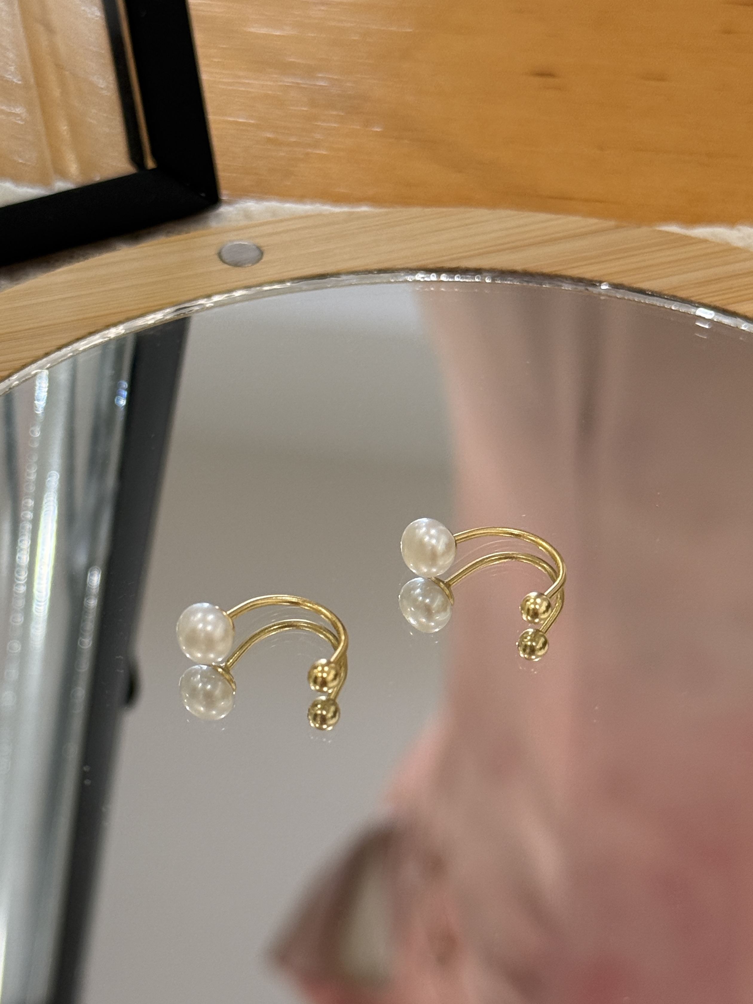 En Nuo Earing Ear Studs