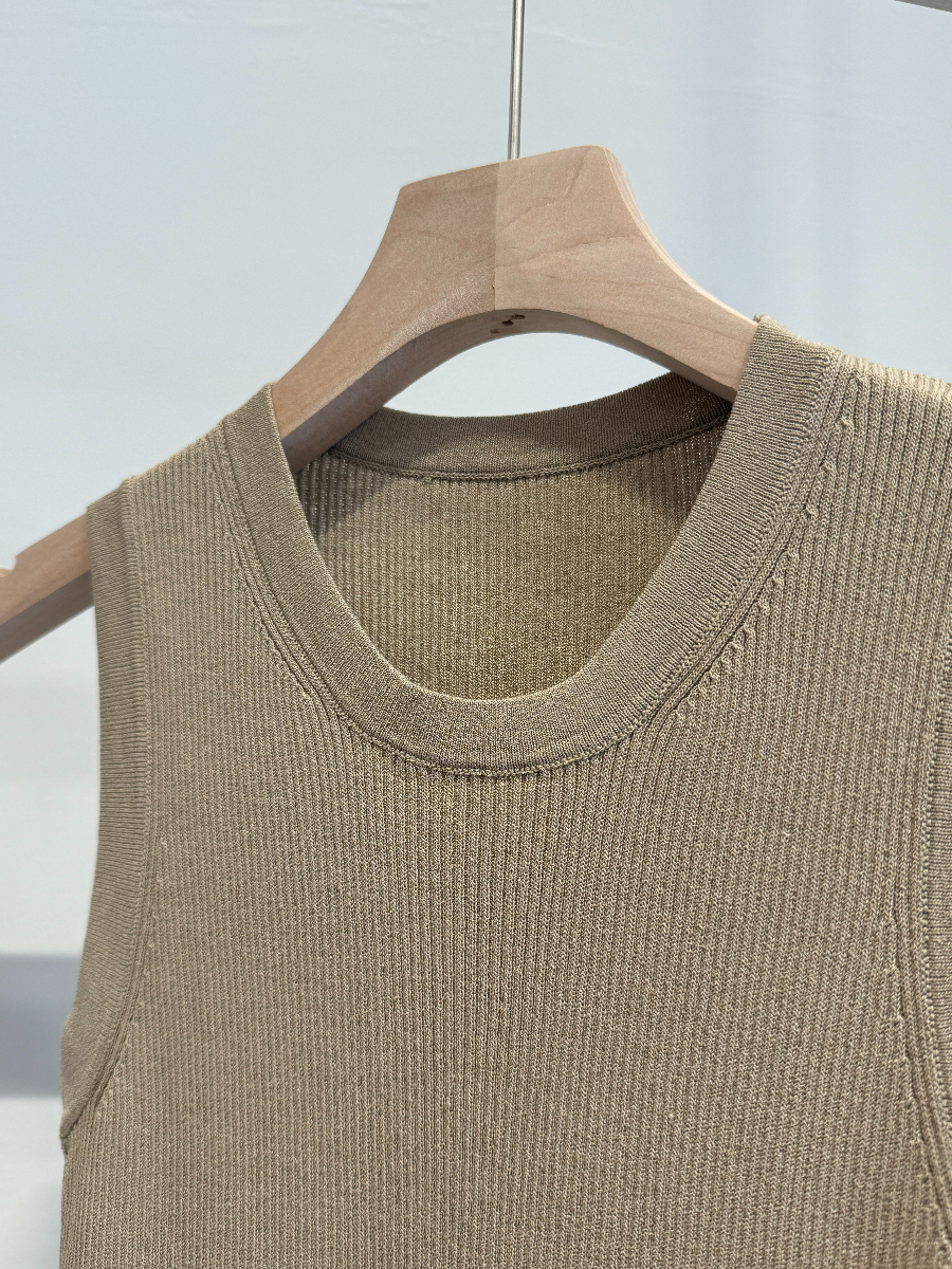 Basic Round Neck Top (TP104)