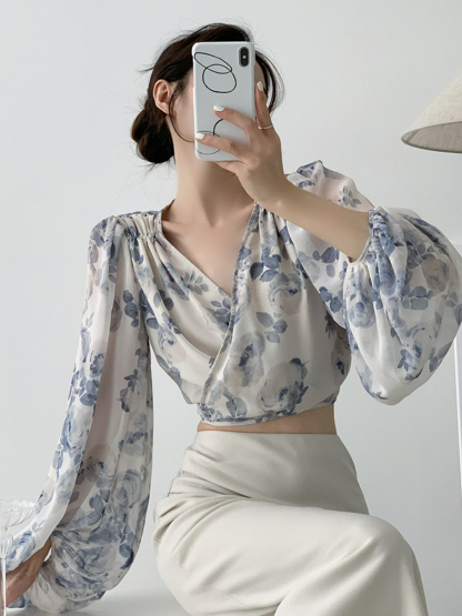 Xandria Puff Sleeve Floral Top-The Black Bow-