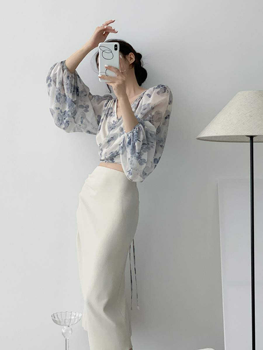 Xandria Puff Sleeve Floral Top-The Black Bow-