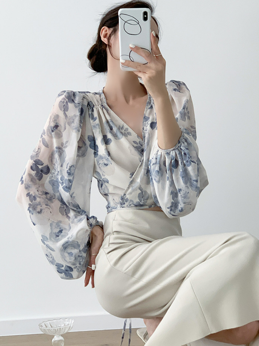 Xandria Puff Sleeve Floral Top-The Black Bow-