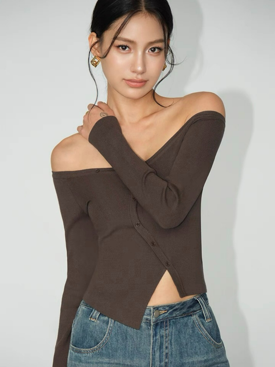 Amanda Cold Shoulder Fake Two Pieces Knit Top