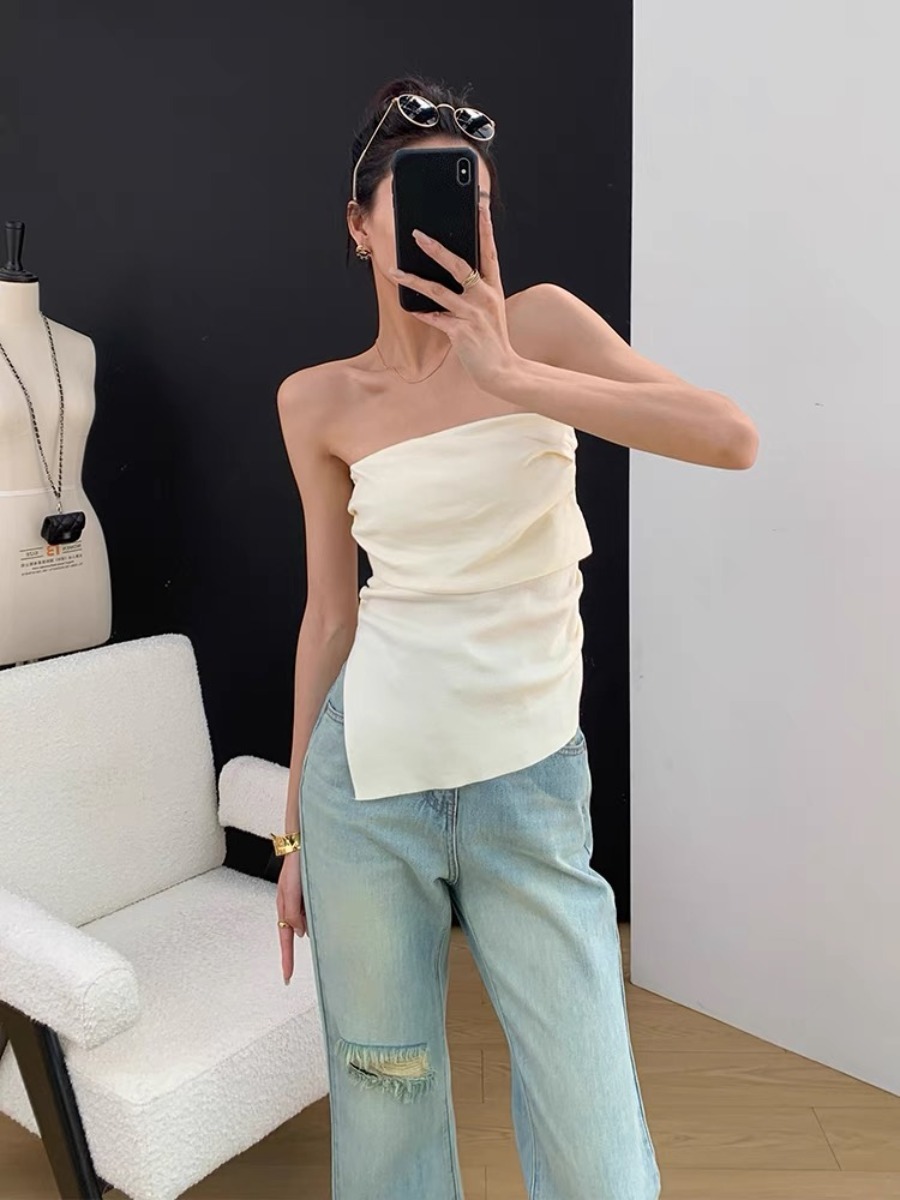 Tasoula Knit Tube Top-The Black Bow-