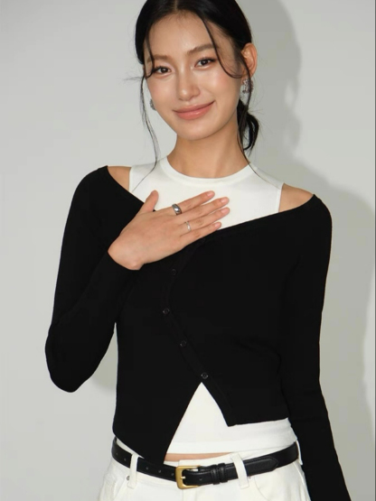 Amanda Cold Shoulder Fake Two Pieces Knit Top