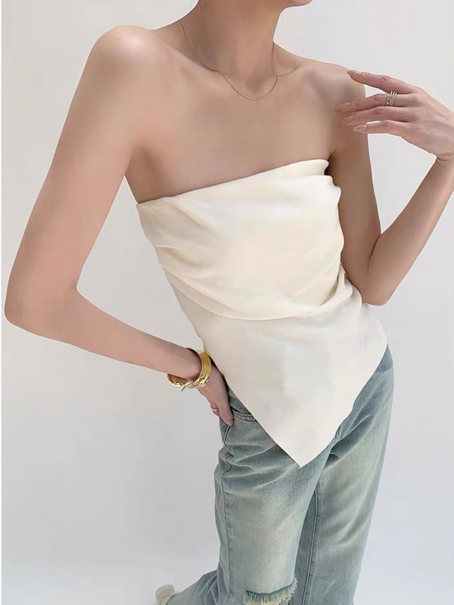 Tasoula Knit Tube Top-The Black Bow-