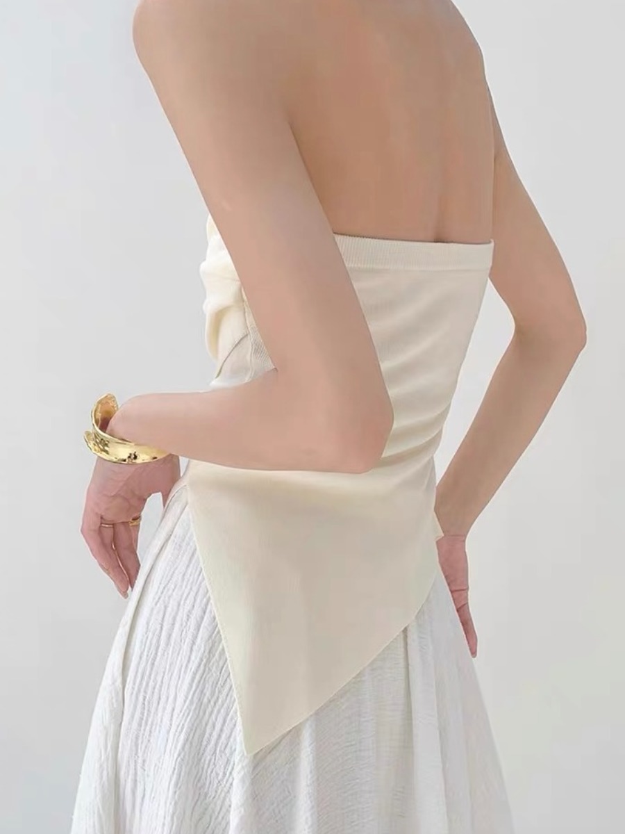 Tasoula Knit Tube Top-The Black Bow-