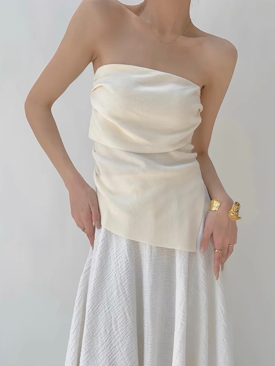 Tasoula Knit Tube Top-The Black Bow-