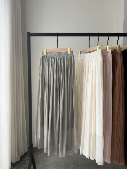 Yun Er Flowy Wide Leg Pants-The Black Bow-