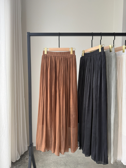 Yun Er Flowy Wide Leg Pants-The Black Bow-