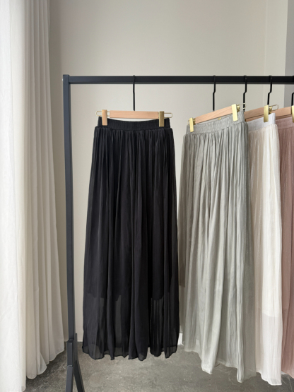 Yun Er Flowy Wide Leg Pants-The Black Bow-
