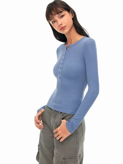Gean Henry Collar Long Sleeve Top