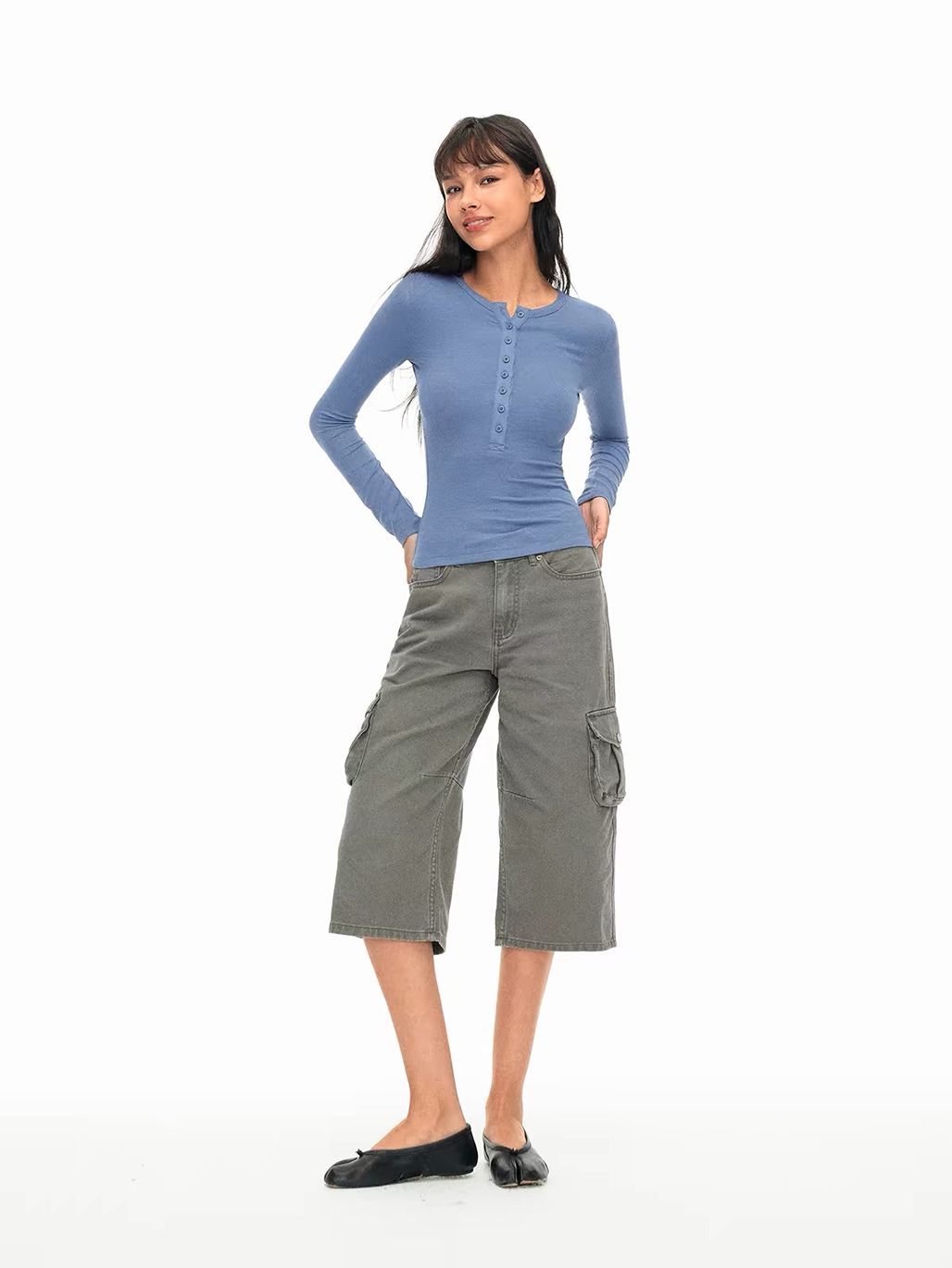 Gean Henry Collar Long Sleeve Top