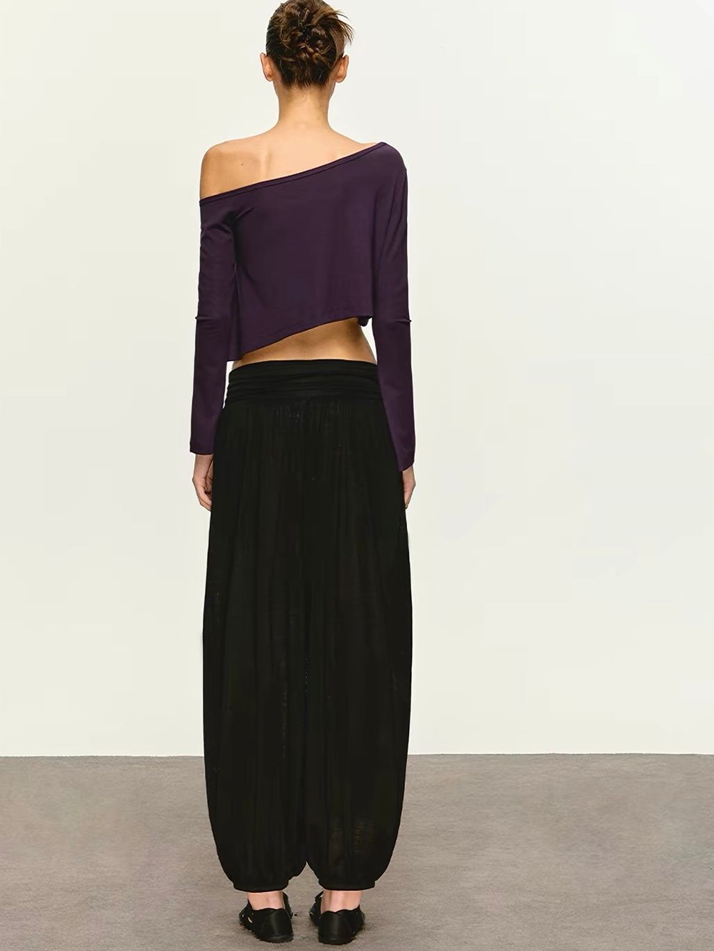 Gia Relaxed One-Shoulder Cropped Tee