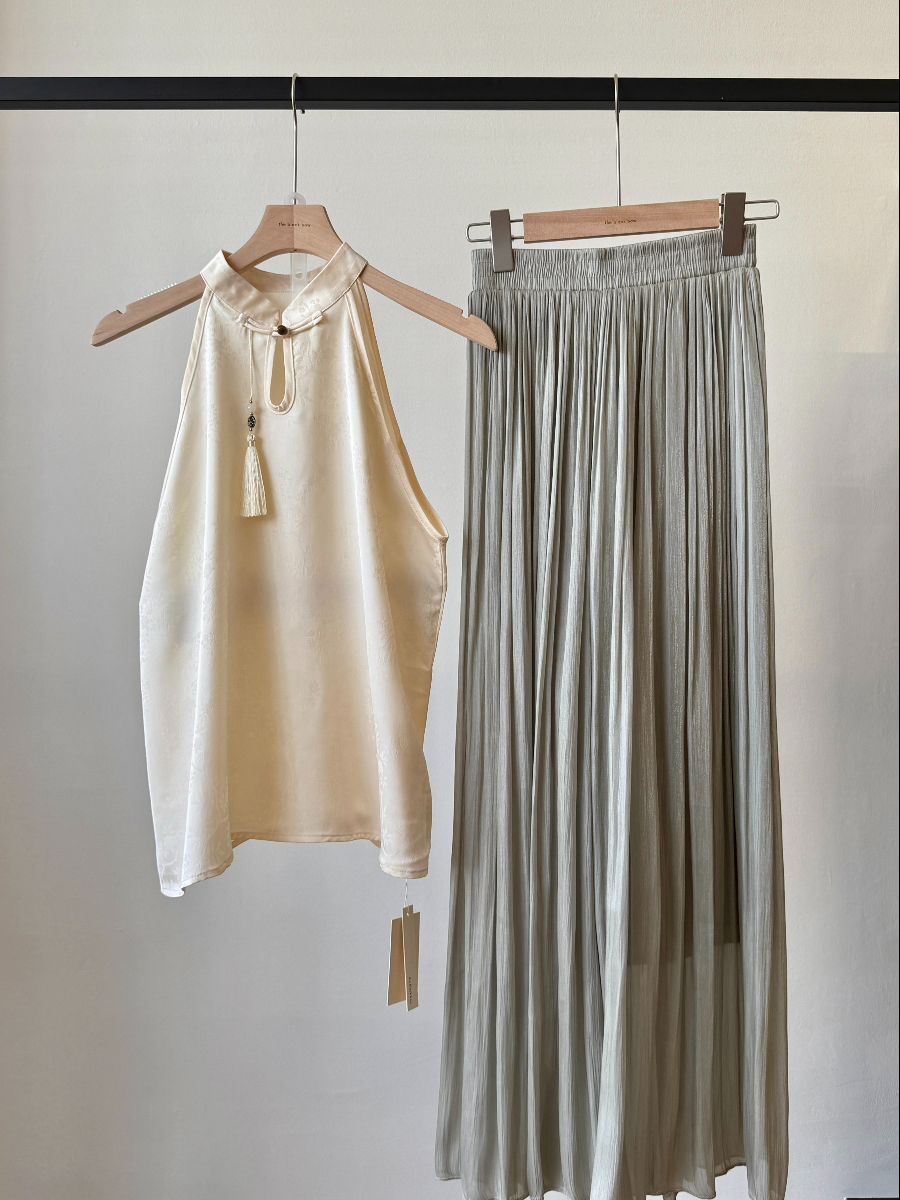 Ke Xin Halter Neck Oriental Top (TP110)