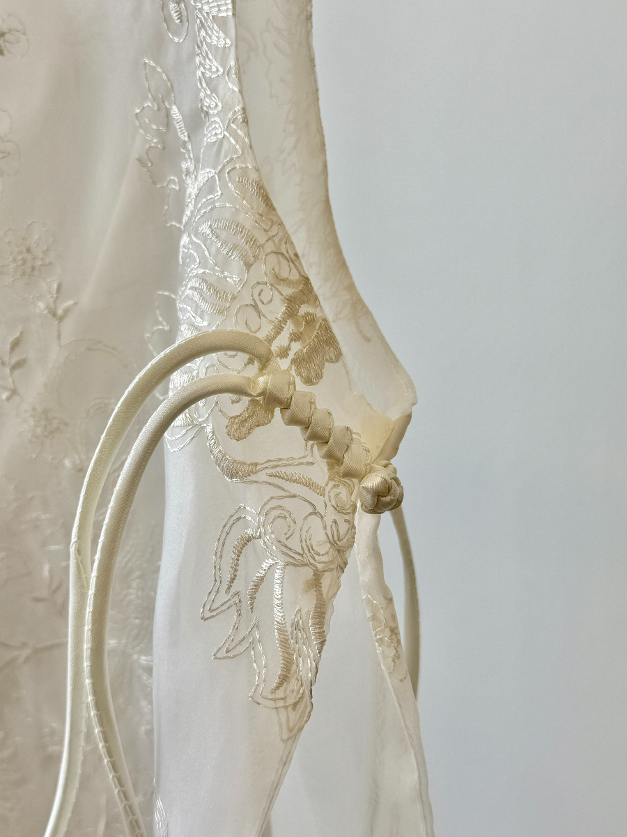 Hai Ren Oriental Embroidered Organza Vest Top (TP111)