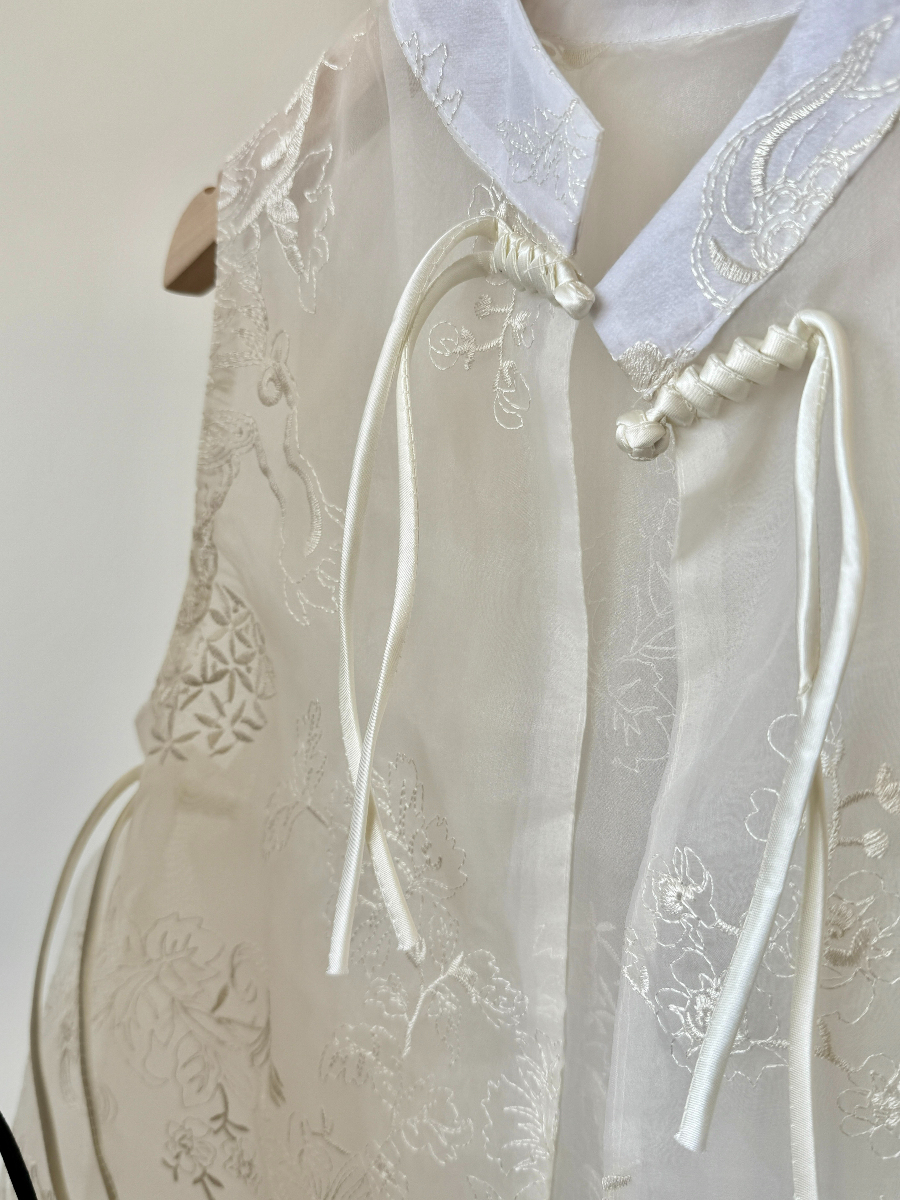 Hai Ren Oriental Embroidered Organza Vest Top (TP111)