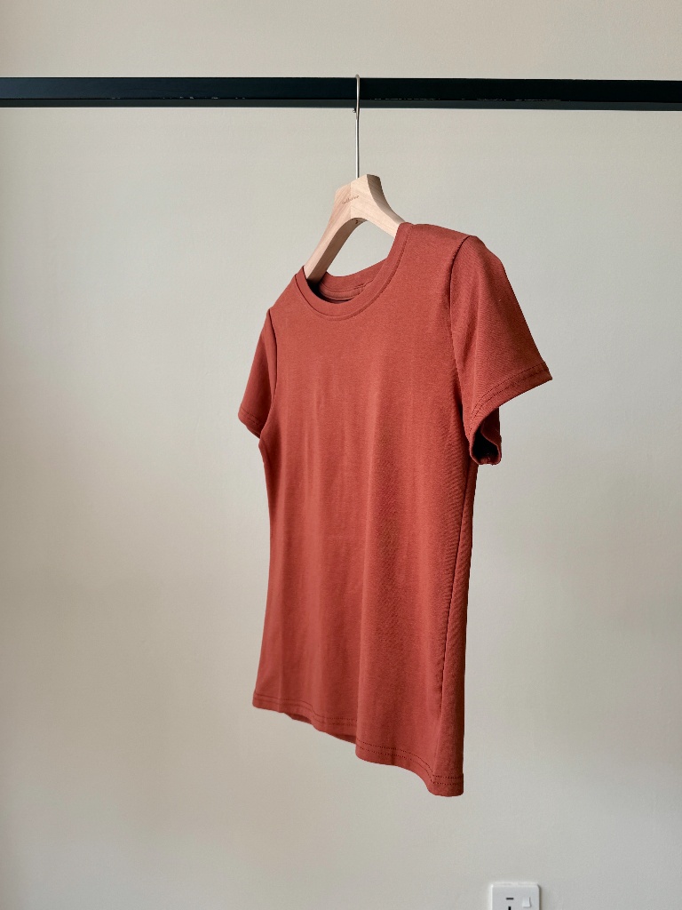 Aelyn Basic Tee