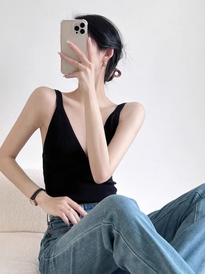 Tzivya Deep-V Knit Top-The Black Bow-