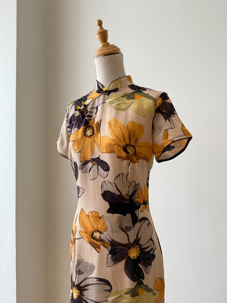 Xi Ping Floral Cheongsam