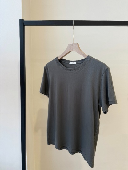 Vendy Basic Tee
