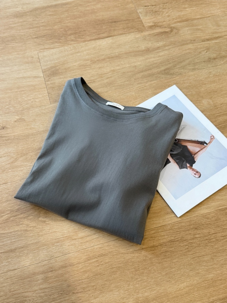 Vendy Basic Tee