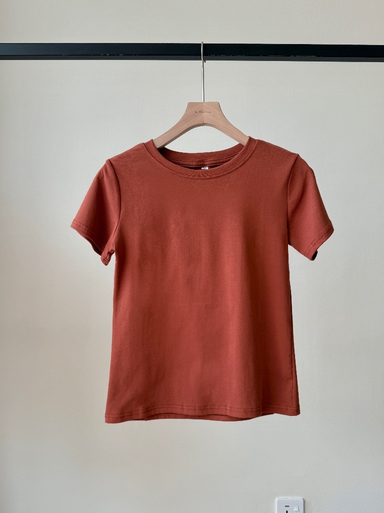 Aelyn Basic Tee