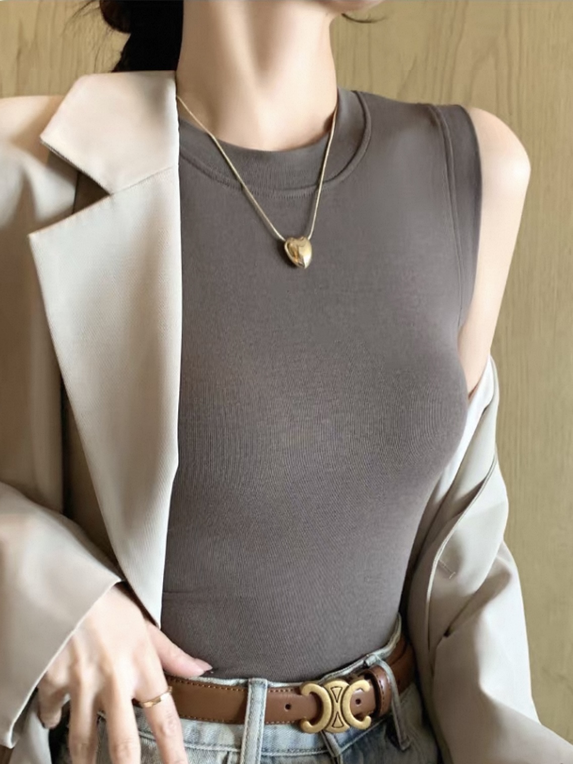 Dawsyn Crew Neck Sleeveless Top