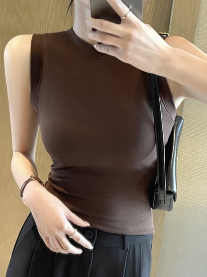 Dawsyn Crew Neck Sleeveless Top