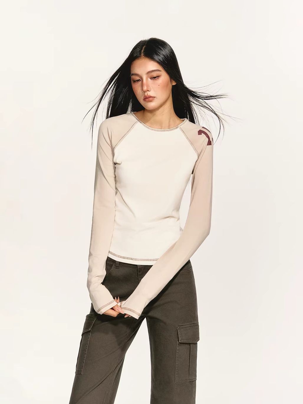 Gertur Two-Tone Raglan Top